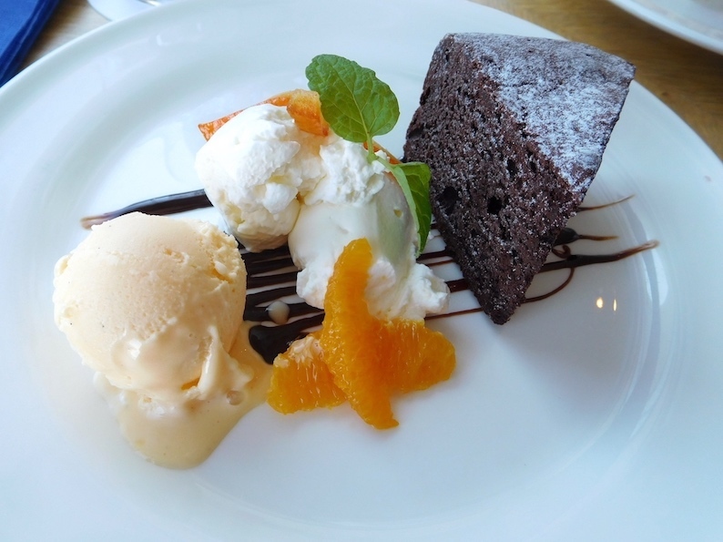 DSCN0676_ガトーショコラ_FB.jpg