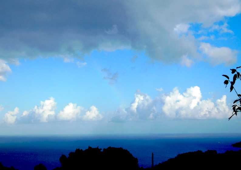 DSCN2025_海の虹_FB.jpg